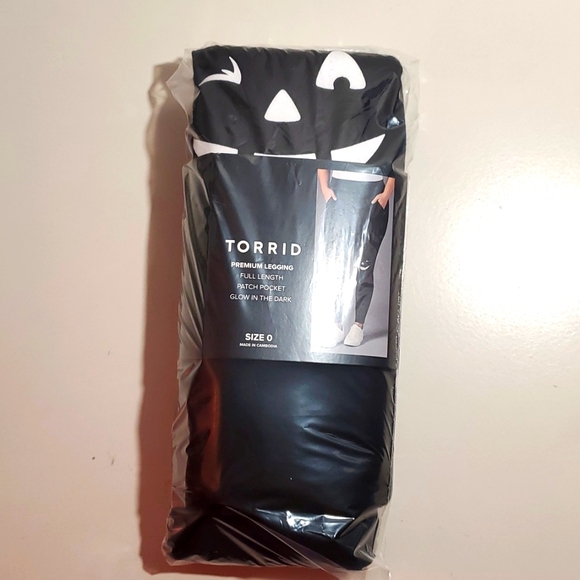 ❤️NWT VINTAGE TORRID LEGGING - GLOW IN THE DARK HALLOWEEN JACK O LANTERN POCKETS - Picture 4 of 11